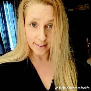 Meet your Posher, Addell